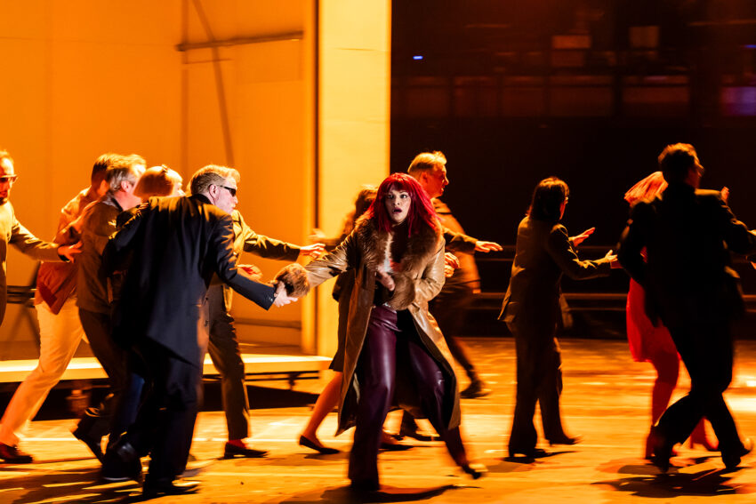 Danielle de Niese and the Cast of ENO’s Rise and Fall of the City of Mahagonny 2026 © Tristram Kenton