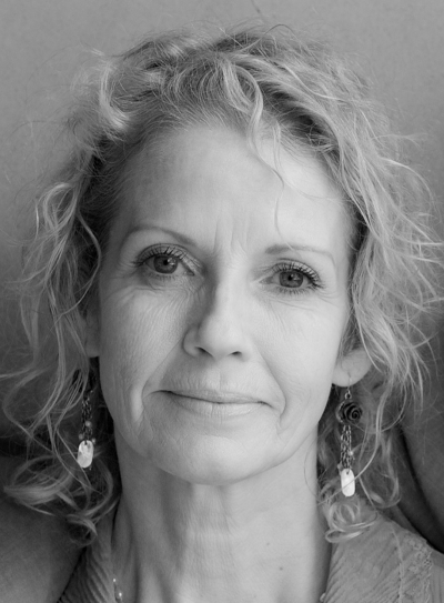 Headshot of Elaine Brown