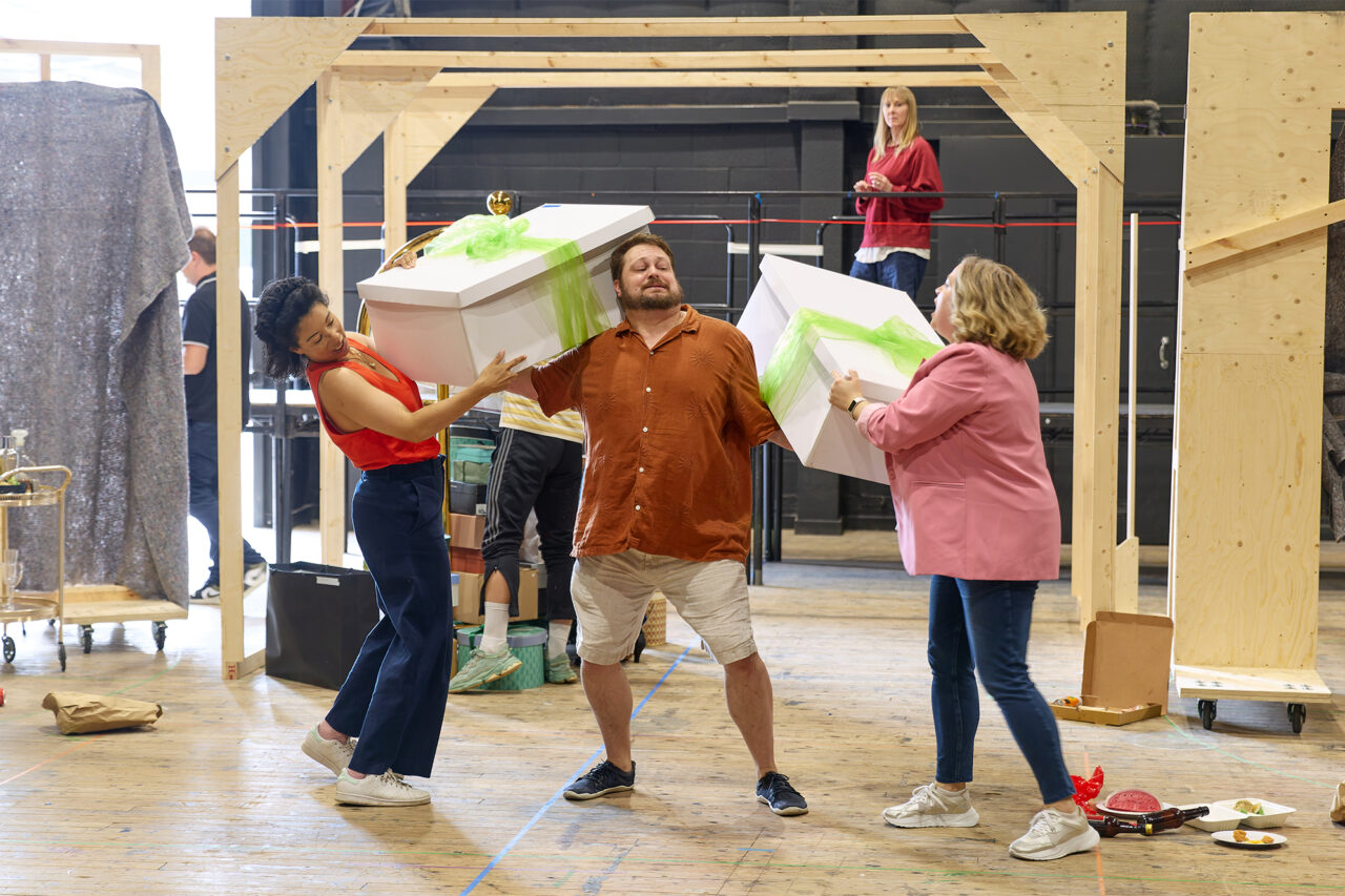 Isabelle Peters David Ireland Grace Durham ENOs Cinderella La Cenerentola 2025 Rehearsal Images © Mark Douet