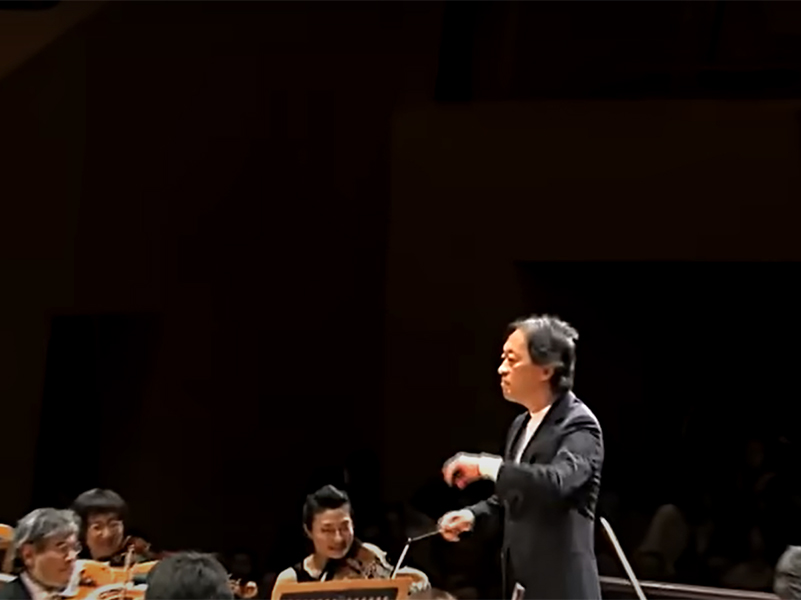Screenshot from The Tokyo Philharmonic Orchestra 100th Anniversary Special Concert Myung-Whun Chung