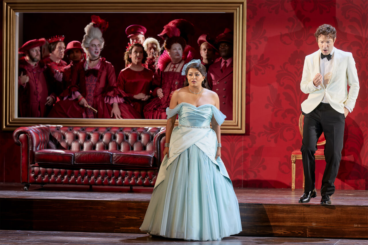 Deepa Johnny, Charles Rice, Chorus of ENO, ENO’s Cinderella (La Cenerentola) 2025 © Mark Douet