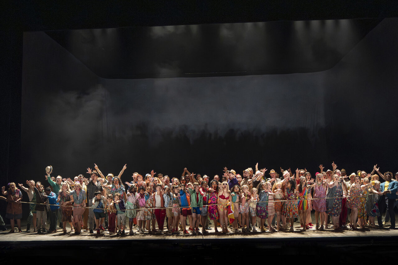 The Cast of ENO’s Carmen 2025 © Ellie Kurttz