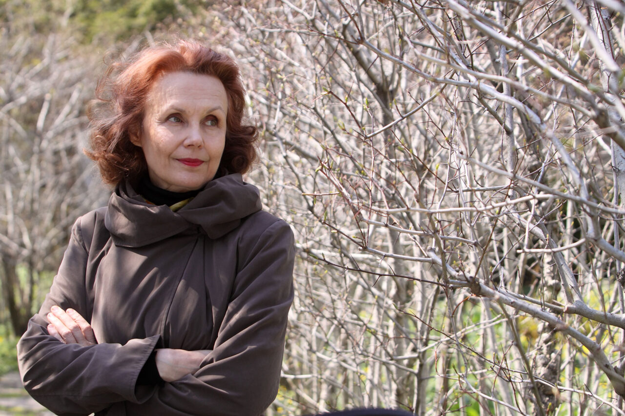Listen to the recording of Kaija Saariaho's Adriana Mater