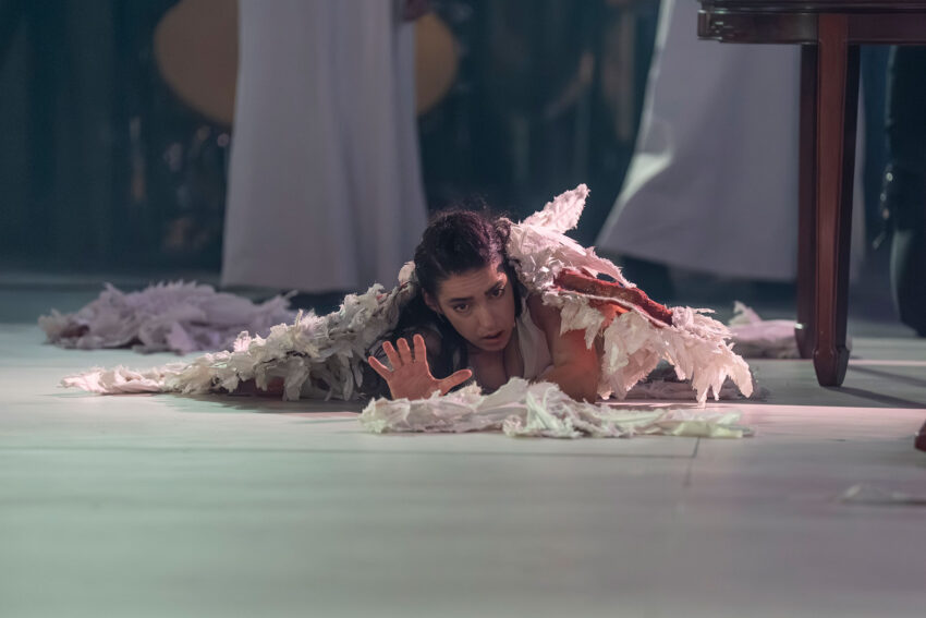 Mariam Wallentin, ENO’s Angel’s Bone at Aviva Studios, May 2026 © Ellie Kurttz